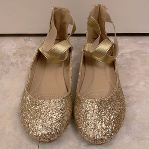 Bella Marie Gold Glitter Ballet Flats 8.5 NWOT